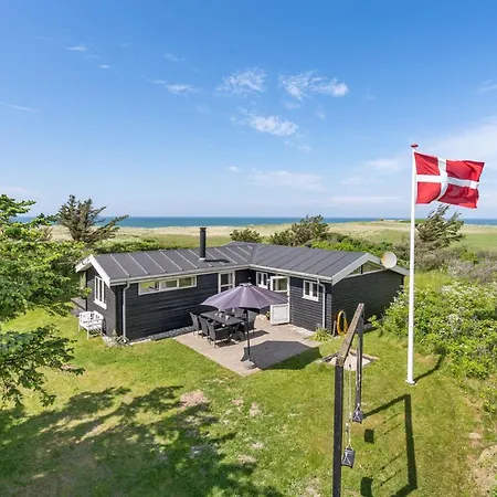 Marit - 150m From The Sea By Interhome