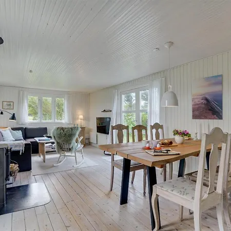 Marit - 150m From The Sea By Interhome Semesterbostad *